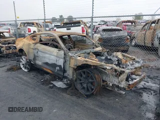 2017 Ford Mustang GT z VIN 1FA6P8CF4H5258028, wystawiony jako IAAI lot #40884390 z przebiegiem Nie podano mil oraz . Historia ofert i sprzedaży dostępna na DreamBid. Obrazek 1.