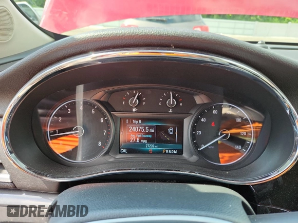 2017 Buick Encore Preferred z VIN KL4CJASB7HB177878, wystawiony jako Copart lot #62792145 z przebiegiem 27 232 mil mil oraz Nie do naprawy • Non repairable. Historia ofert i sprzedaży dostępna na DreamBid. Obrazek 9.