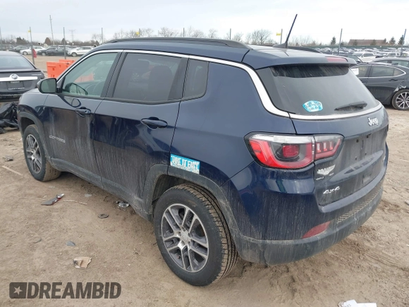 2018 Jeep Compass Altitude with VIN 3C4NJDBB8JT142514, listed as a IAAI auction lot 41528444 with 102,874 mi miles and . Bid and sale history available at carsss.com. Image 3.