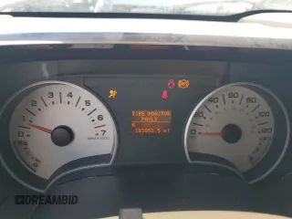 2008 Ford Explorer Eddie Bauer z VIN 1FMEU64E28UA89251, wystawiony jako Copart lot #61825355 z przebiegiem 183 055 mil mil oraz Szkoda całkowita • Salvage title. Historia ofert i sprzedaży dostępna na DreamBid. Obrazek 9.