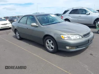 2000 Lexus ES 300 with VIN JT8BF28G7Y0288159, listed as a IAAI auction lot 42585569 with 163,699 mi miles and . Bid and sale history available at DreamBid. Image 1.