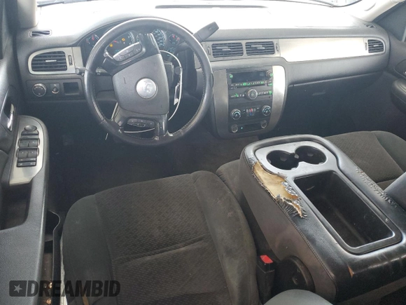 2007 Chevrolet Tahoe LS with VIN 1GNFC13C67J325731, listed as a Copart auction lot 58403555 with 227,774 mi miles and Salvage title. Bid and sale history available at DreamBid. Image 8.