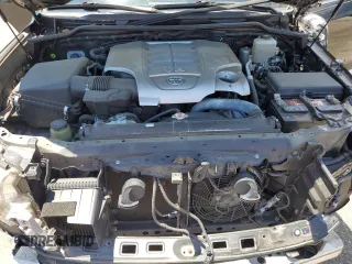 2018 Toyota Land Cruiser z VIN JTMCY7AJ1J4064600, wystawiony jako Copart lot #57844275 z przebiegiem 112 133 mil mil oraz Szkody całkowita. Historia ofert i sprzedaży dostępna na DreamBid. Obrazek 12.