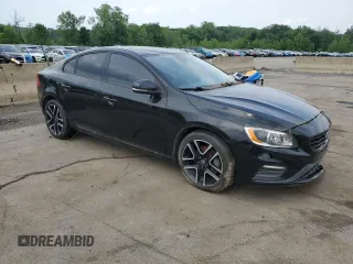 2017 Volvo S60 Dynamic with VIN YV140MTL8H2424132, listed as a Copart auction lot 60133385 with 89,380 mi miles and Clean title. Bid and sale history available at DreamBid. Image 4.