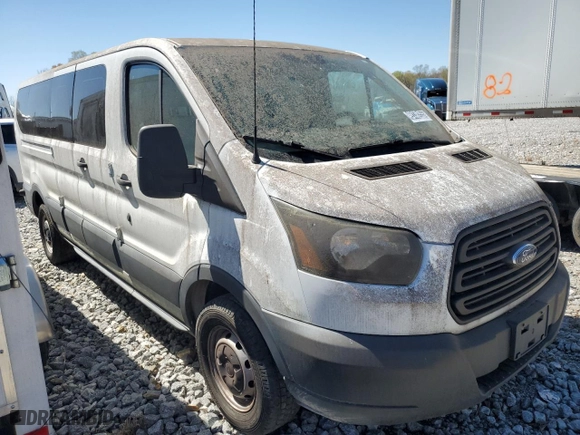 2015 Ford Transit Wagon XL with VIN 1FBZX2ZM7FKA42199, listed as a Copart auction lot 49138155 with NaN miles and Clean Title. Bid and sale history available at carsss.com. Image 4.