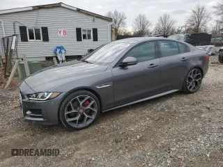 2017 Jaguar XE 35t R-Sport z VIN SAJAL4BV3HA960271, wystawiony jako Copart lot #81973034 z przebiegiem 75 368 mil mil oraz Szkoda całkowita • Salvage title. Historia ofert i sprzedaży dostępna na DreamBid. Obrazek 1.