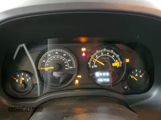 2015 Jeep Patriot High Altitude with VIN 1C4NJRFB4FD370708, listed as a Copart auction lot 51512525 with 136,743 mi miles and Salvage Title. Bid and sale history available at carsss.com. Image 9.