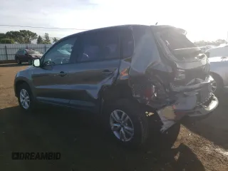 2012 Volkswagen Tiguan S with VIN WVGAV7AX7CW002660, listed as a Copart auction lot 86016034 with 185,938 mi miles and Salvage title. Bid and sale history available at DreamBid. Image 2.