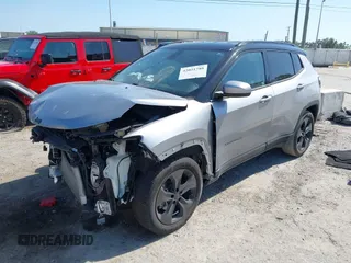 2021 Jeep Compass Altitude with VIN 3C4NJCBB5MT509187, listed as a IAAI auction lot 42021788 with 51,841 mi miles. Bid and sale history available at carsss.com. Image 18.