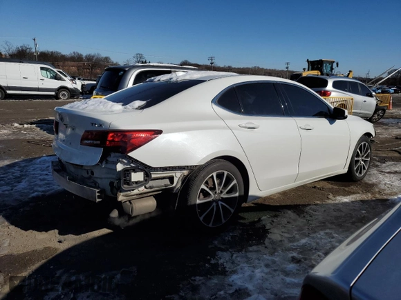 2015 Acura TLX V6 Advance with VIN 19UUB2F74FA007498, listed as a Copart auction lot 41702345 with 69,527 mi miles and Salvage Title. Bid and sale history available at carsss.com. Image 3.