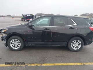 2019 Chevrolet Equinox LT z VIN 2GNAXUEV8K6232763, wystawiony jako IAAI lot #41711724 z przebiegiem 94 281 mil mil oraz . Historia ofert i sprzedaży dostępna na DreamBid. Obrazek 14.
