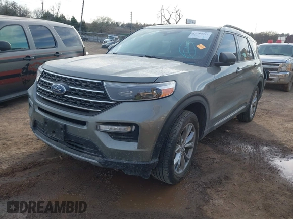 2020 Ford Explorer XLT with VIN 1FMSK8DHXLGC45686, listed as a IAAI auction lot 41767725 with 51,226 mi miles and . Bid and sale history available at DreamBid. Image 2.