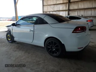 2015 Volkswagen Eos Komfort с VIN WVWBW8AH9FV001976, выставлен на аукционе Copart как лот 59529925 с пробегом 54 520 миль миль и Списание • Salvage title. История ставок и продаж доступна на DreamBid. Изображение 2.