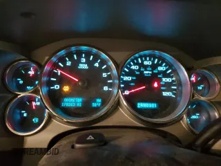 2009 Chevrolet Silverado 1500 LT with VIN 1GCEK290X9Z268285, listed as a Copart auction lot 53468935 with 178,263 mi miles and Salvage Title. Bid and sale history available at DreamBid. Image 9.