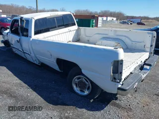 2002 Dodge Ram 2500 with VIN 3B7KC23652M290800, listed as a IAAI auction lot 41722750 with 211,258 mi miles. Bid and sale history available at carsss.com. Image 3.