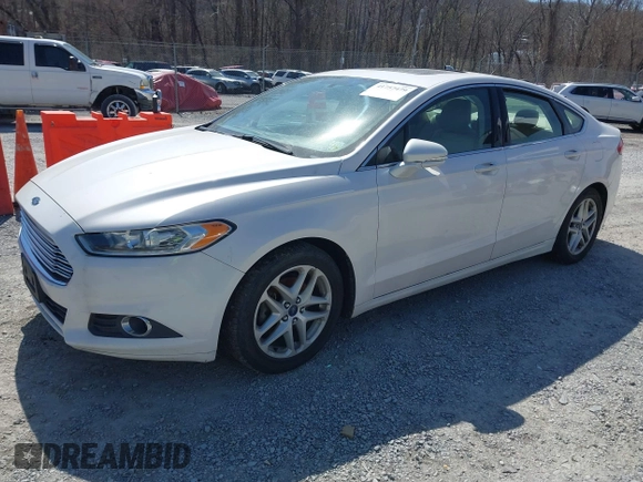 2015 Ford Fusion SE with VIN 3FA6P0HD1FR156236, listed as a IAAI auction lot 41757479 with 154,946 mi miles. Bid and sale history available at carsss.com. Image 2.