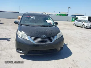2013 Toyota Sienna XLE AAS z VIN 5TDYK3DC6DS340954, wystawiony jako IAAI lot #41883676 z przebiegiem 190 812 mil mil oraz . Historia ofert i sprzedaży dostępna na DreamBid. Obrazek 12.