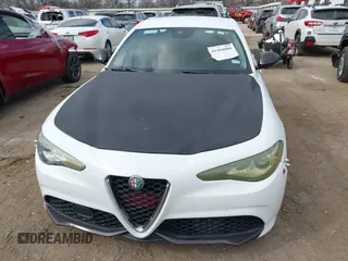 2017 Alfa Romeo Giulia with VIN ZARFAEBN3H7535202, listed as a IAAI auction lot 41494009 with 90,071 mi miles. Bid and sale history available at carsss.com. Image 12.