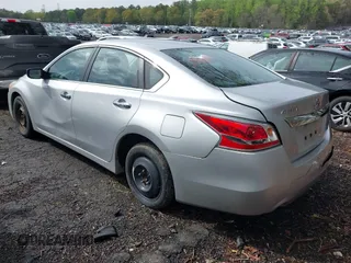 2014 Nissan Altima S with VIN 1N4AL3AP2EN367135, listed as a IAAI auction lot 41920365 with 119,568 mi miles and . Bid and sale history available at carsss.com. Image 3.