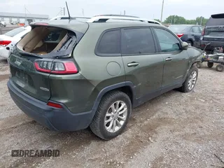 2020 Jeep Cherokee Latitude z VIN 1C4PJMCB5LD636295, wystawiony jako IAAI lot #42358449 z przebiegiem 103 478 mil mil oraz . Historia ofert i sprzedaży dostępna na DreamBid. Obrazek 4.