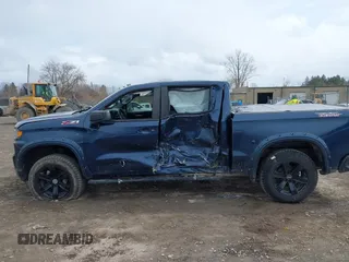 2020 Chevrolet Silverado 1500 Custom Trail Boss with VIN 1GCPYCEFXLZ320268, listed as a IAAI auction lot 41878181 with 60,420 mi miles and . Bid and sale history available at DreamBid. Image 6.