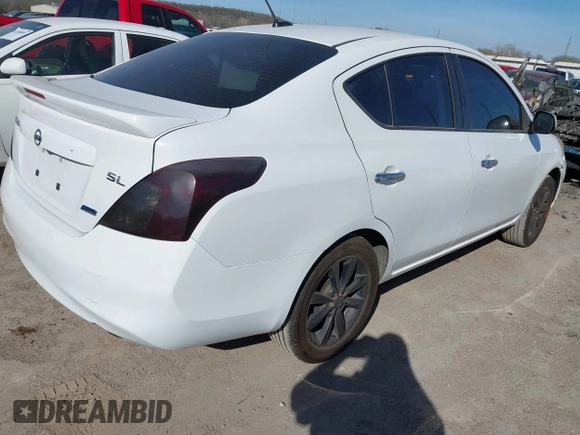2014 Nissan Versa SV with VIN 3N1CN7APXEL845910, listed as a IAAI auction lot 41845481 with 100,005 mi miles. Bid and sale history available at carsss.com. Image 4.