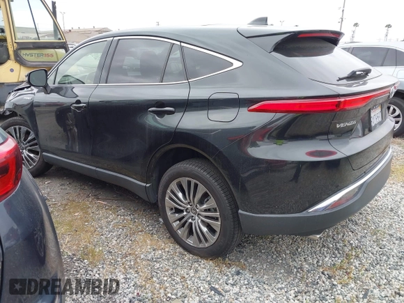 2021 Toyota Venza LE with VIN JTEAAAAH7MJ060526, listed as a IAAI auction lot 42084173 with 39,013 mi miles and . Bid and sale history available at DreamBid. Image 3.
