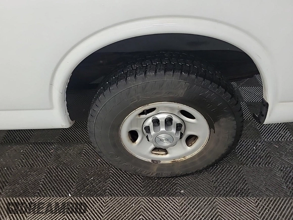 2015 Chevrolet Express Cargo with VIN 1GCWGFCF9F1167047, listed as a IAAI auction lot 42666478 with 169,647 mi miles and . Bid and sale history available at DreamBid. Image 1.