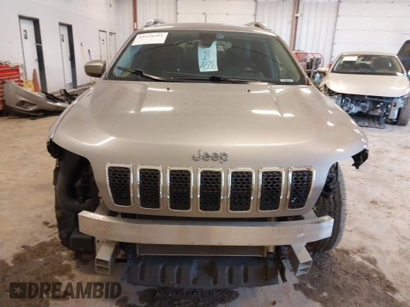 2020 Jeep Cherokee Limited with VIN 1C4PJMDX7LD595128, listed as a IAAI auction lot 41628564 with 79,207 mi miles. Bid and sale history available at carsss.com. Image 12.
