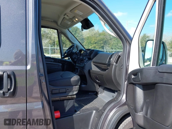2022 Ram ProMaster Cargo with VIN 3C6MRVJGXNE140109, listed as a IAAI auction lot 41455196 with 7,079 mi miles and . Bid and sale history available at DreamBid. Image 5.