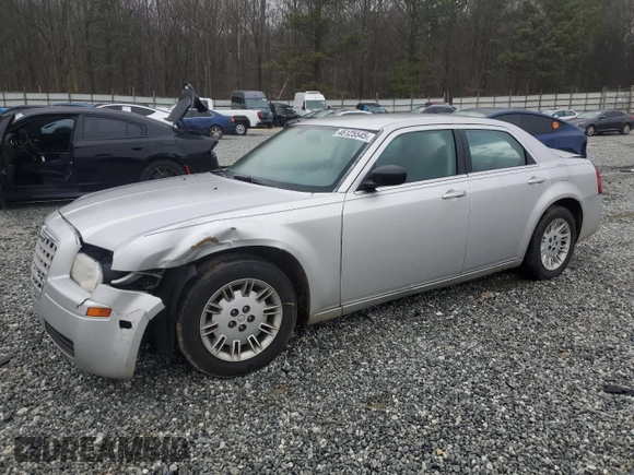 2007 Chrysler 300 with VIN 2C3KA43R57H821192, listed as a Copart auction lot 46125545 with 106,717 mi miles and Salvage Title. Bid and sale history available at carsss.com. Image 1.