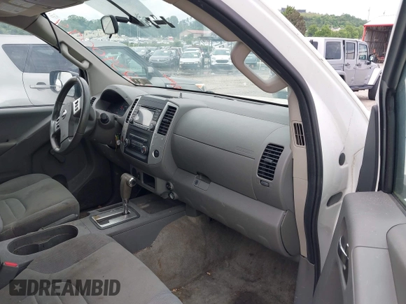 2017 Nissan Frontier S z VIN 1N6BD0CT7HN727005, wystawiony jako IAAI lot #42390094 z przebiegiem 88 868 mil mil oraz . Historia ofert i sprzedaży dostępna na DreamBid. Obrazek 5.