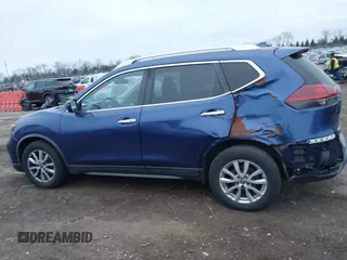 2019 Nissan Rogue SV with VIN KNMAT2MT9KP517402, listed as a IAAI auction lot 41039794 with 116,725 mi miles. Bid and sale history available at carsss.com. Image 13.
