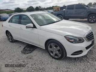 2015 Mercedes-Benz E 350 Luxury with VIN WDDHF8JB9FB144018, listed as a Copart auction lot 53673095 with 37,181 mi miles and Salvage Title. Bid and sale history available at DreamBid. Image 4.