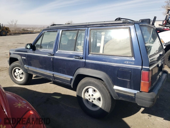 1994 Jeep Cherokee SE with VIN 1J4FJ28S7RL175098, listed as a Copart auction lot 44138405 with 108,558 mi miles and Salvage Title. Bid and sale history available at carsss.com. Image 2.