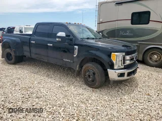 2017 Ford F-350 XL with VIN 1FT8W3CTXHEC96474, listed as a Copart auction lot 58448205 with 319,293 mi miles and Salvage title. Bid and sale history available at DreamBid. Image 4.