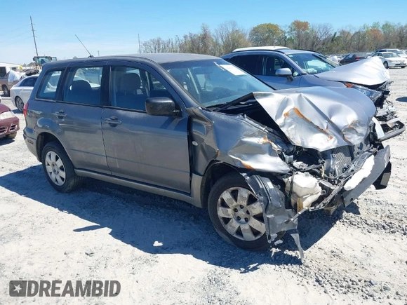 2005 Mitsubishi Outlander LS with VIN JA4LX31F75U032886, listed as a IAAI auction lot 41803513 with 229,838 mi miles. Bid and sale history available at carsss.com. Image 1.
