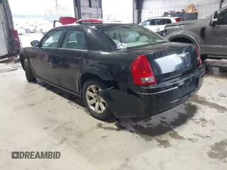 2007 Chrysler 300 Touring with VIN 2C3LA53G17H627980, listed as a IAAI auction lot 42006910 with 155,263 mi miles. Bid and sale history available at carsss.com. Image 3.