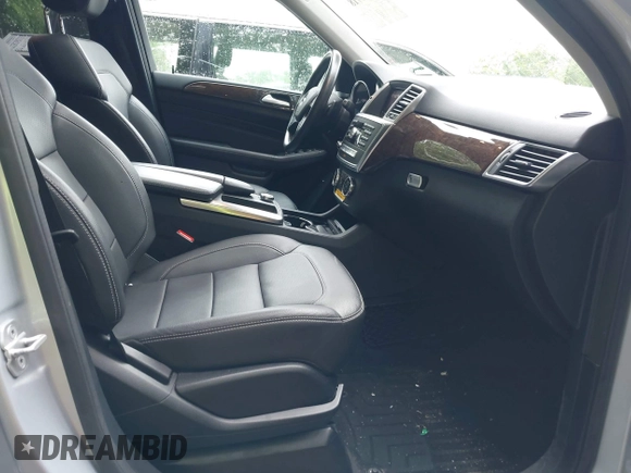 2013 Mercedes-Benz M 350 с VIN 4JGDA5HB3DA172181, выставлен на аукционе IAAI как лот 42357718 с пробегом 136 782 миль миль и . История ставок и продаж доступна на DreamBid. Изображение 5.