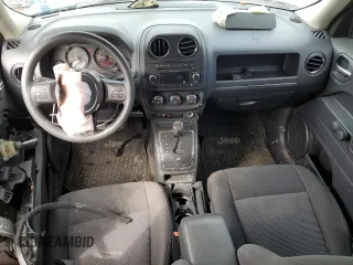 2015 Jeep Patriot High Altitude with VIN 1C4NJRAB0FD392874, listed as a Copart auction lot 52767375 with 134,522 mi miles and Salvage Title. Bid and sale history available at DreamBid. Image 8.