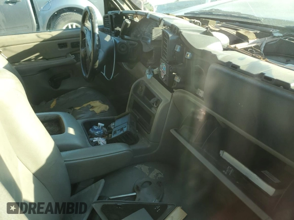 2005 GMC Yukon SLT with VIN 1GKEC13T45R126586, listed as a Copart auction lot 77311914 with 0 mi miles and Salvage Title. Bid and sale history available at carsss.com. Image 8.