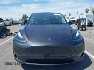 2024 Tesla Model Y с VIN 7SAYGDED2RF102144, выставлен на аукционе IAAI как лот 42278757 с пробегом 25 787 миль миль и . История ставок и продаж доступна на DreamBid. Изображение 13.