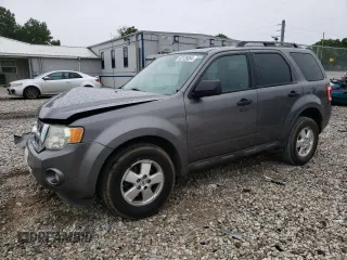 2011 Ford Escape XLT with VIN 1FMCU0D77BKA14232, listed as a Copart auction lot 62128054 with 184,244 mi miles and Salvage Title. Bid and sale history available at carsss.com. Image 1.