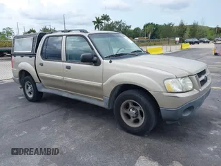 2005 Ford Explorer Sport Trac XLS z VIN 1FMZU67K85UA94565, wystawiony jako IAAI lot #42172948 z przebiegiem 173 517 mil mil oraz . Historia ofert i sprzedaży dostępna na DreamBid. Obrazek 6.