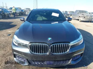 2016 BMW 7 Series 740i с VIN WBA7E2C53GG547930, выставлен на аукционе IAAI как лот 41691844 с пробегом 115 045 миль миль и . История ставок и продаж доступна на DreamBid. Изображение 12.