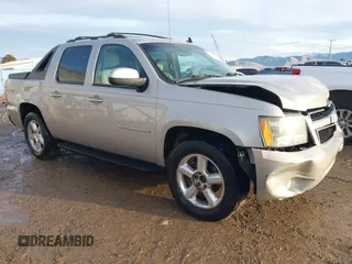 2007 Chevrolet Avalanche 3LT with VIN 3GNEK12317G104362, listed as a IAAI auction lot 41128148 with 164,977 mi miles and . Bid and sale history available at DreamBid. Image 1.