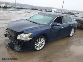 2009 Nissan Maxima 3.5 S with VIN 1N4AA51E89C859430, listed as a IAAI auction lot 41817126 with 151,482 mi miles. Bid and sale history available at carsss.com. Image 2.