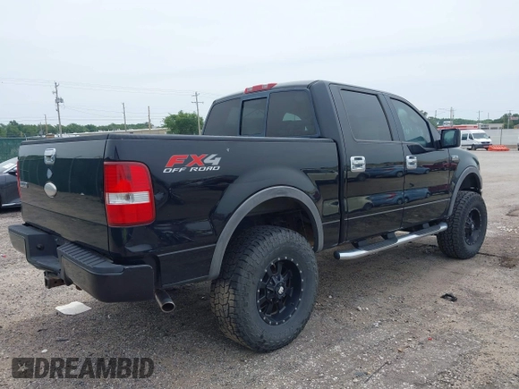2006 Ford F-150 XLT z VIN 1FTPW14V06FB66713, wystawiony jako IAAI lot #42476916 z przebiegiem 155 509 mil mil oraz . Historia ofert i sprzedaży dostępna na DreamBid. Obrazek 4.