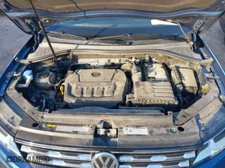 2020 Volkswagen Tiguan S with VIN 3VV0B7AX7LM120394, listed as a IAAI auction lot 40908849 with 31,973 mi miles. Bid and sale history available at carsss.com. Image 10.