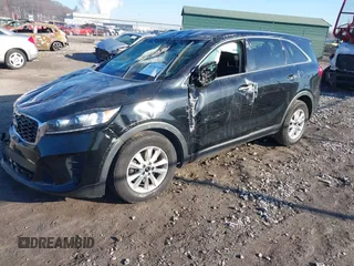 2019 Kia Sorento LX with VIN 5XYPG4A34KG509144, listed as a IAAI auction lot 41747105 with 129,874 mi miles. Bid and sale history available at carsss.com. Image 18.
